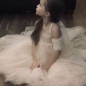 Meet your Posher, Wendy